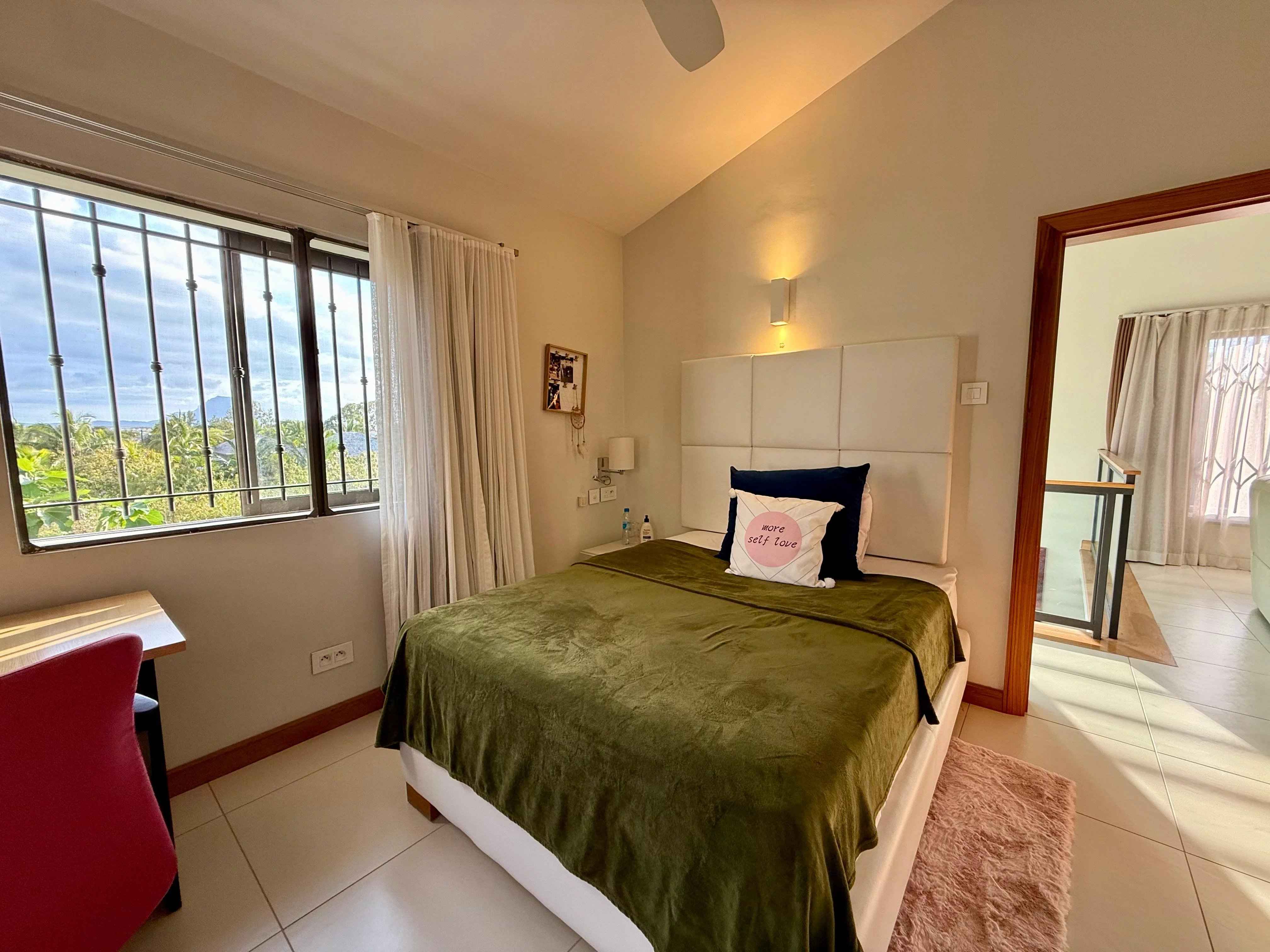 9f01542e2e4bd76d753306697694422d f88a40b01c 4032 original - Attribut alt par défaut.