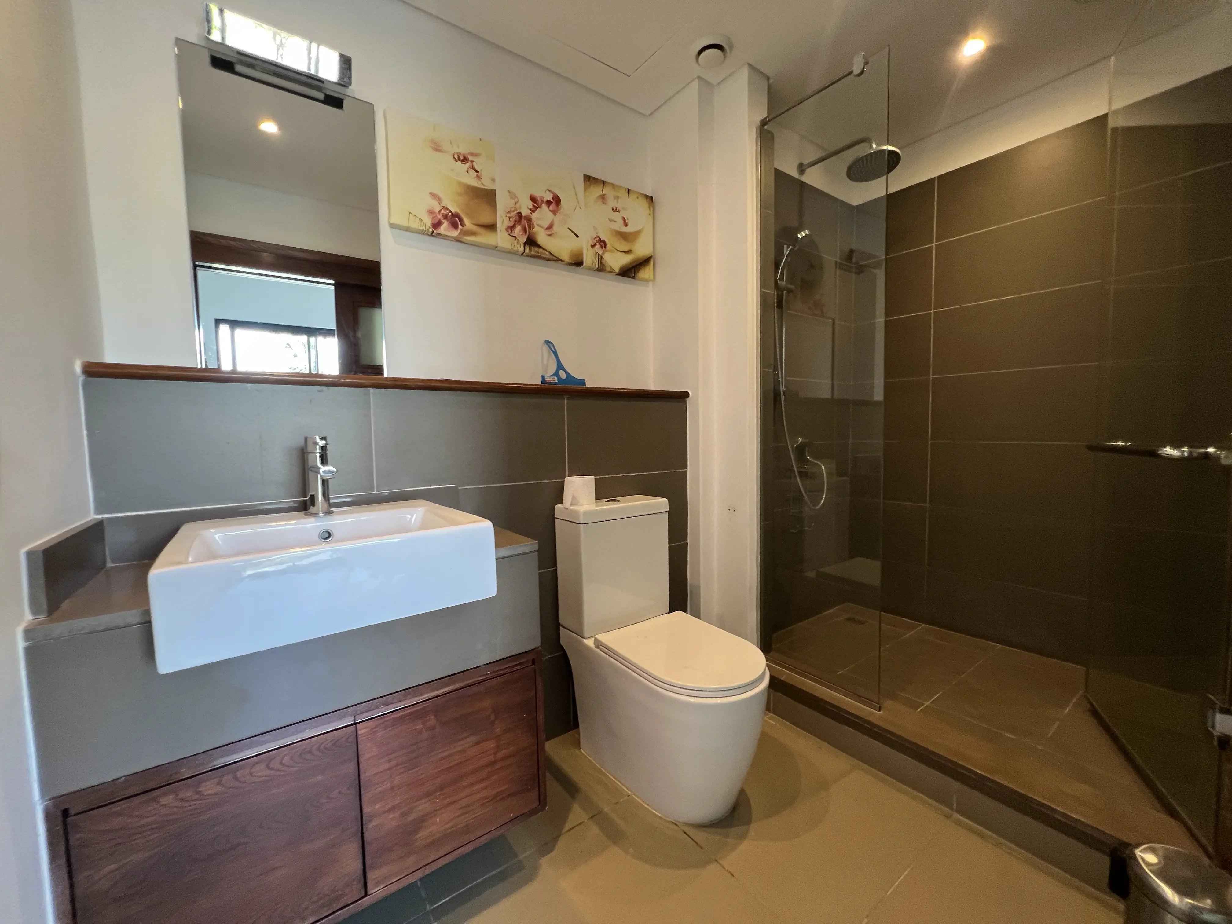 2b0176de9852297003cf320038874b8b f041a05ad4 4032 original - Translation missing: en.helpers.application.image_tag.default_alt