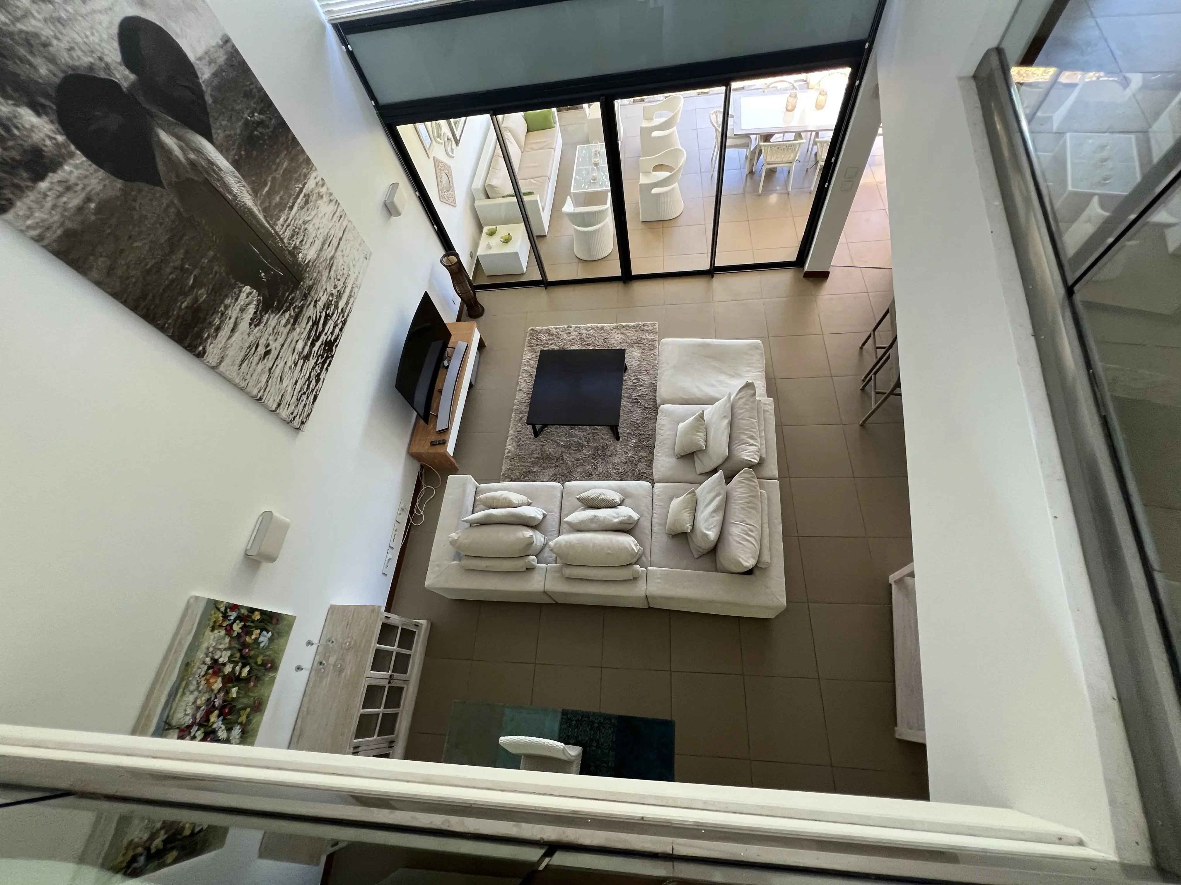 Cccaffbc1e9b0b3340204d83560398d5 9832c6e573 4032 original - Translation missing: en.helpers.application.image_tag.default_alt