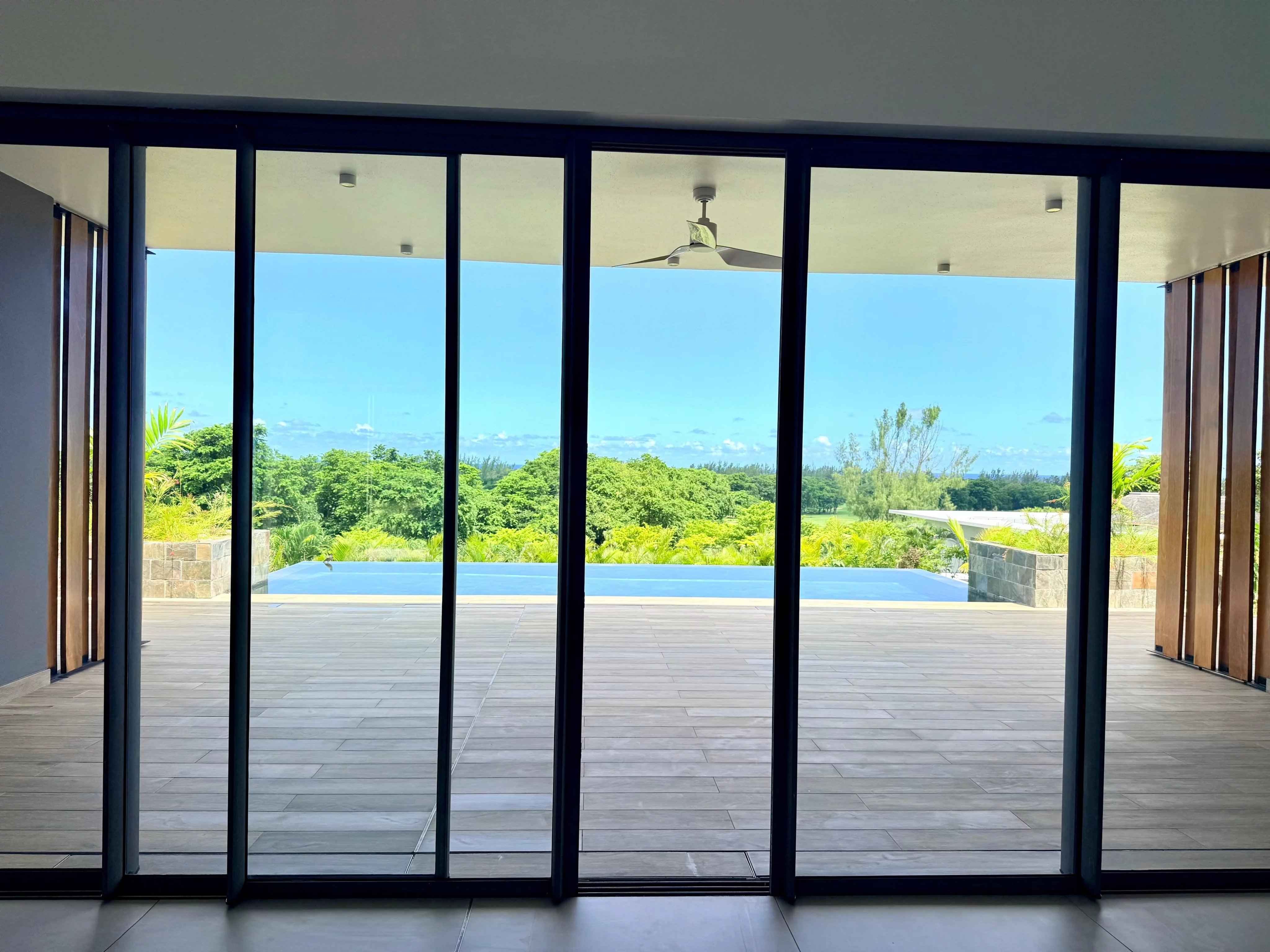 6b7d8e4d1be272edd8a9efe2b9f0d7ee c18c432e88 4096 original - Attribut alt par défaut.