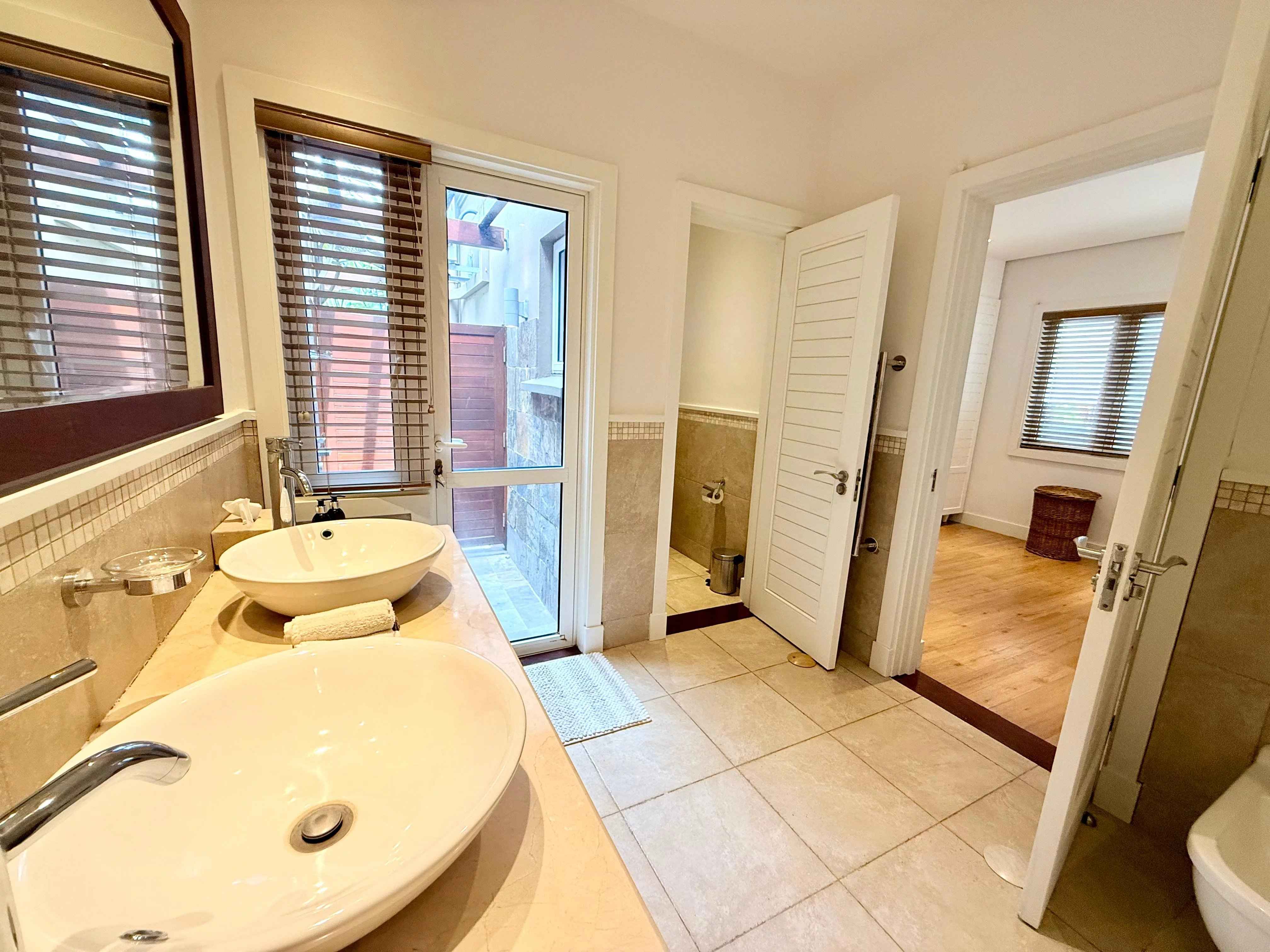 F165cd18ba92988b2f00cf020cd7b99a 6a57f5f045 4032 original - Attribut alt par défaut.