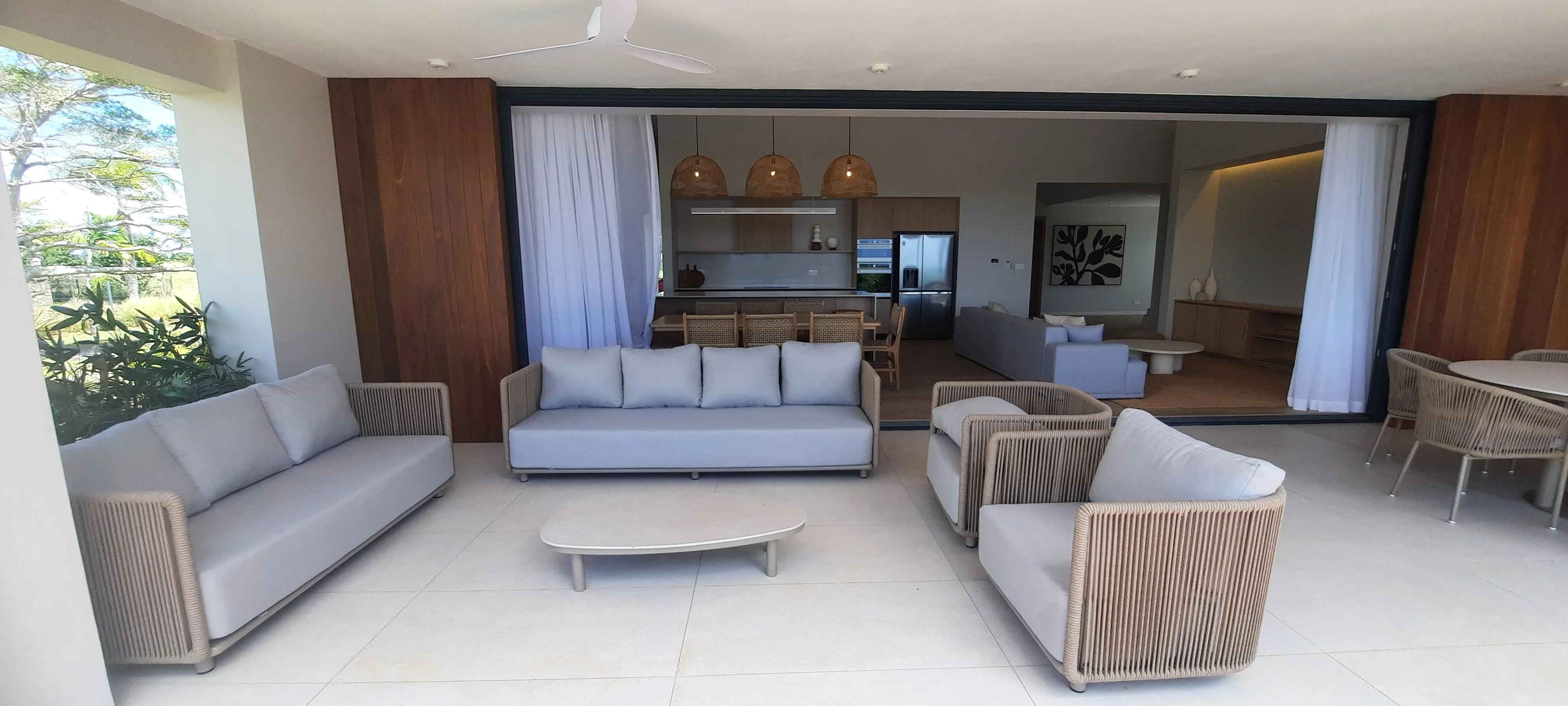 6360771dc9e2f621acccb3788bc5fb22 5f2e6a388e 4000 original - Attribut alt par défaut.