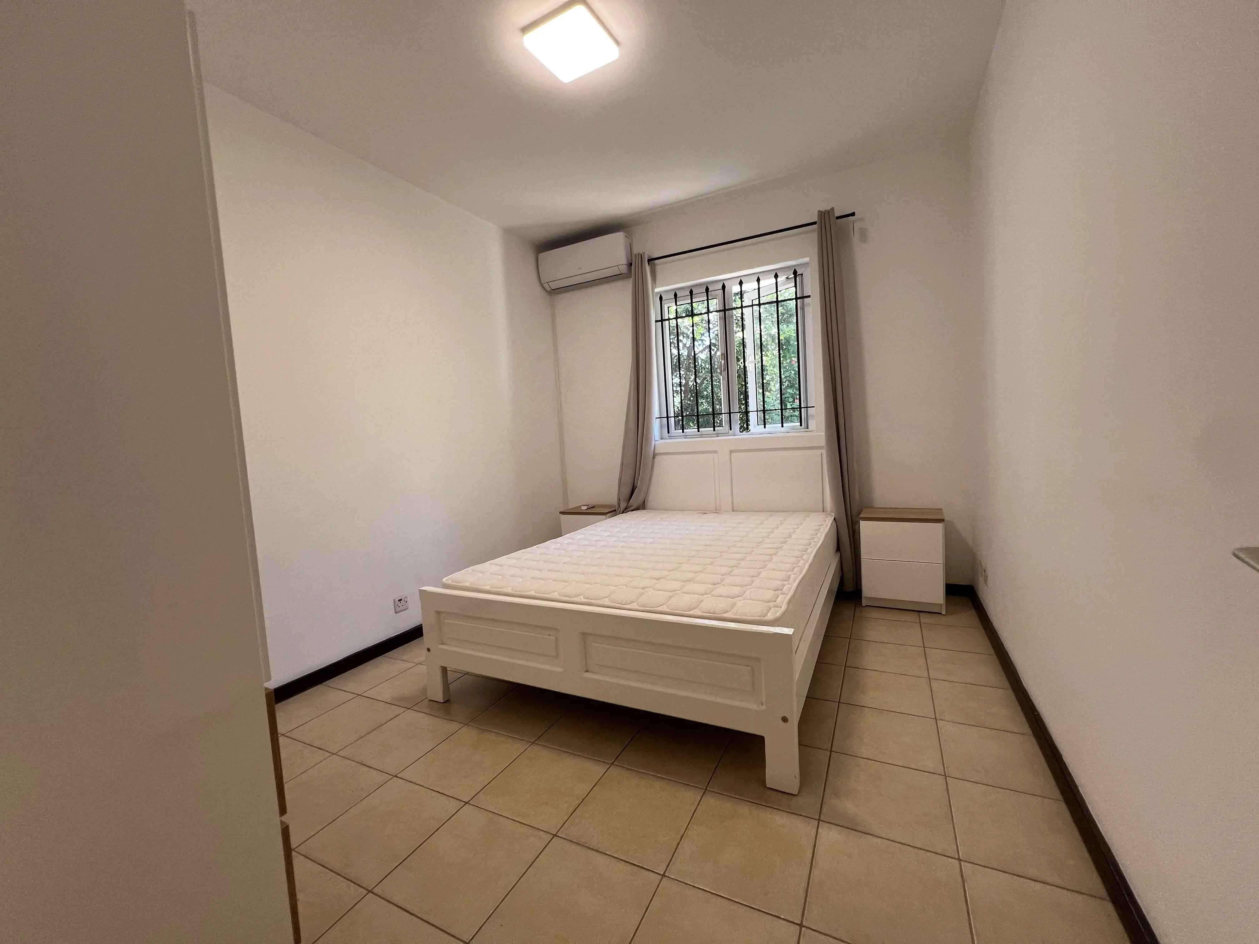 8a8b12dfffdfd27c3fe2cf13b7cfcb61 ad2537edb3 4032 original - Attribut alt par défaut.