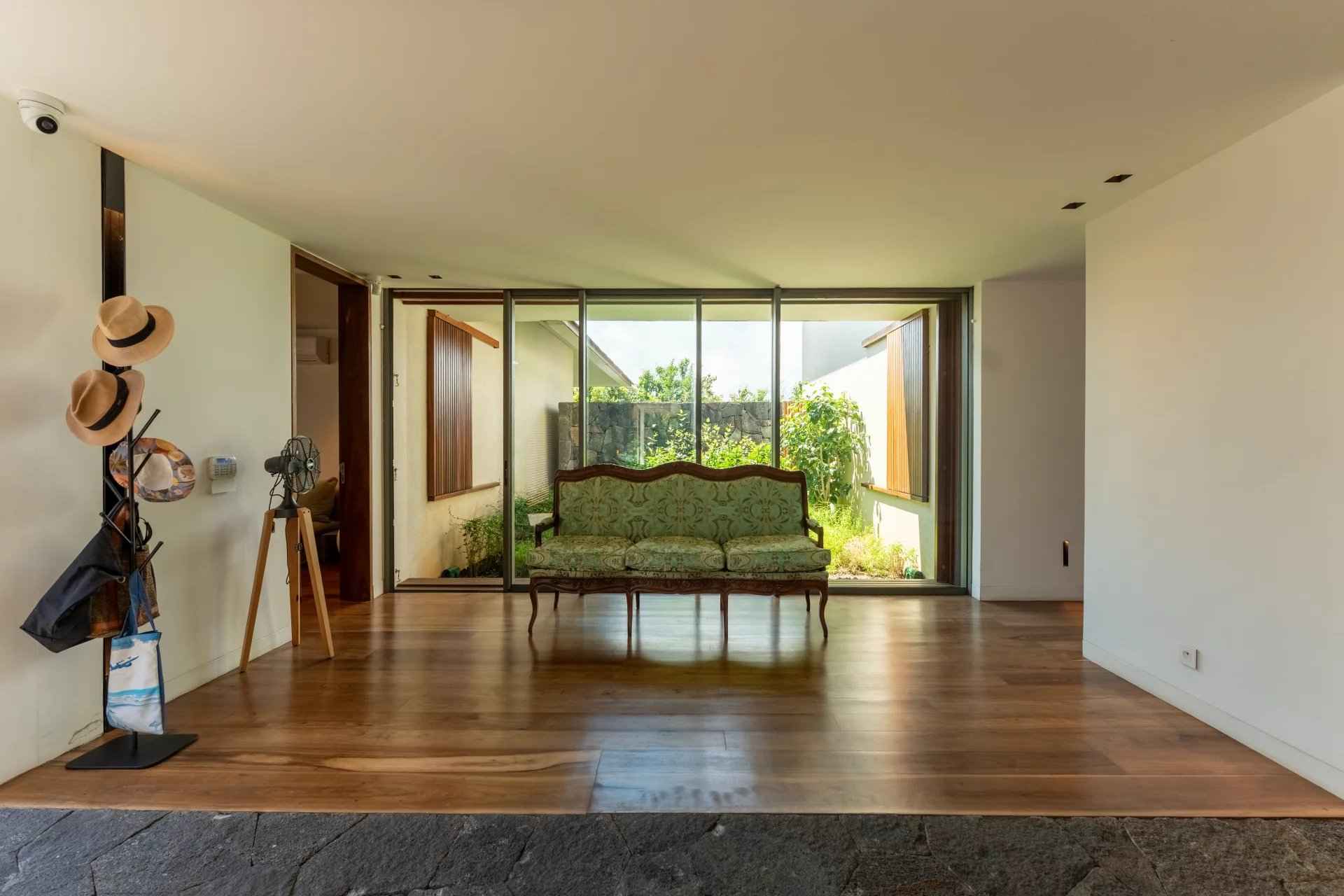 9ff22be7f09a92f6aba95fc42ae1953c 2ac40603f7 1920 original - Attribut alt par défaut.