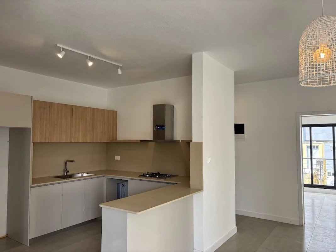 93ce6cf9c55dd2e9662394f3ec45f911 7be0c3bd34 1068 original - Translation missing: en.helpers.application.image_tag.default_alt