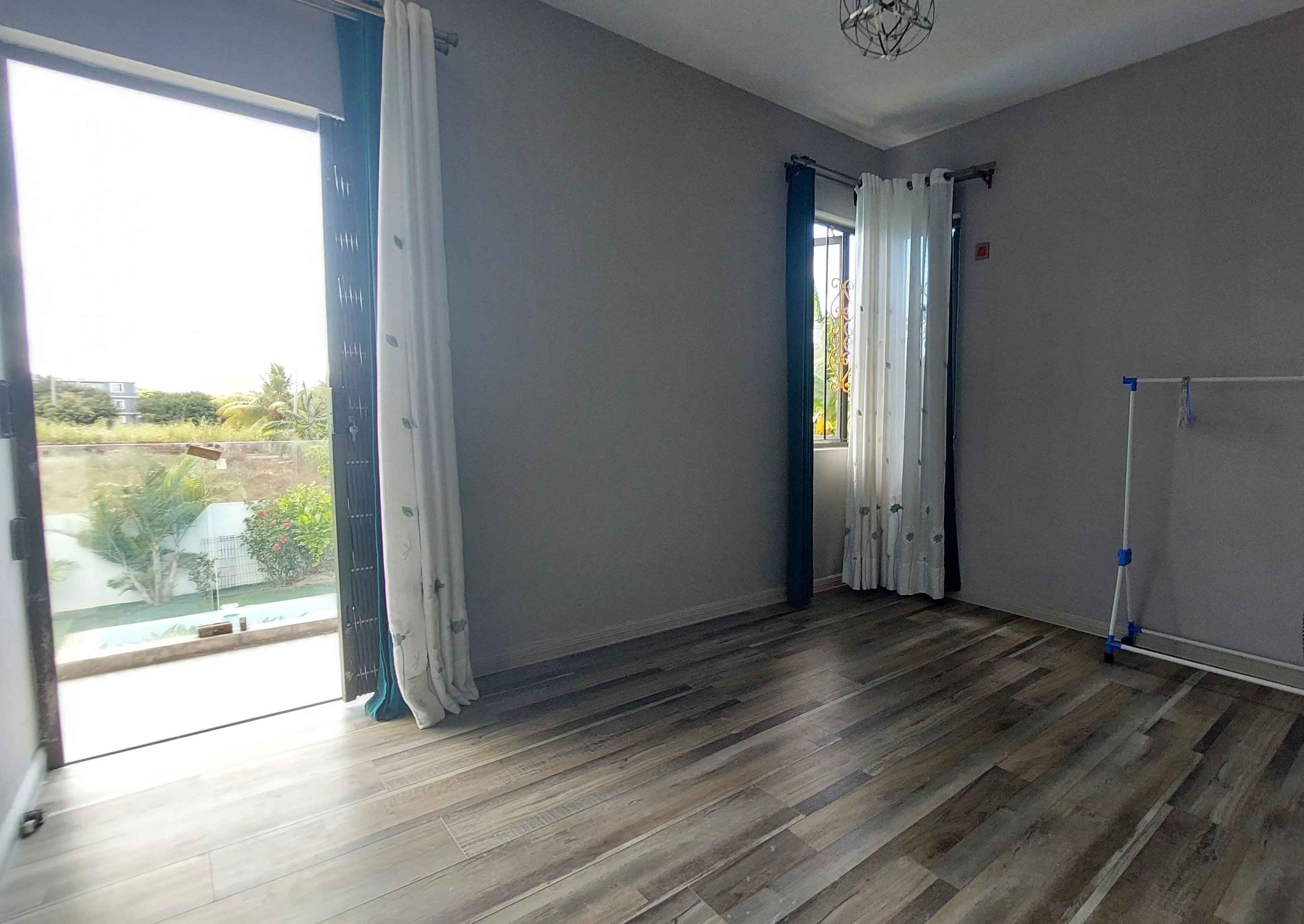 1426438af277a76fe34528af8f5827ed 87a5d2c690 3153 original - Attribut alt par défaut.