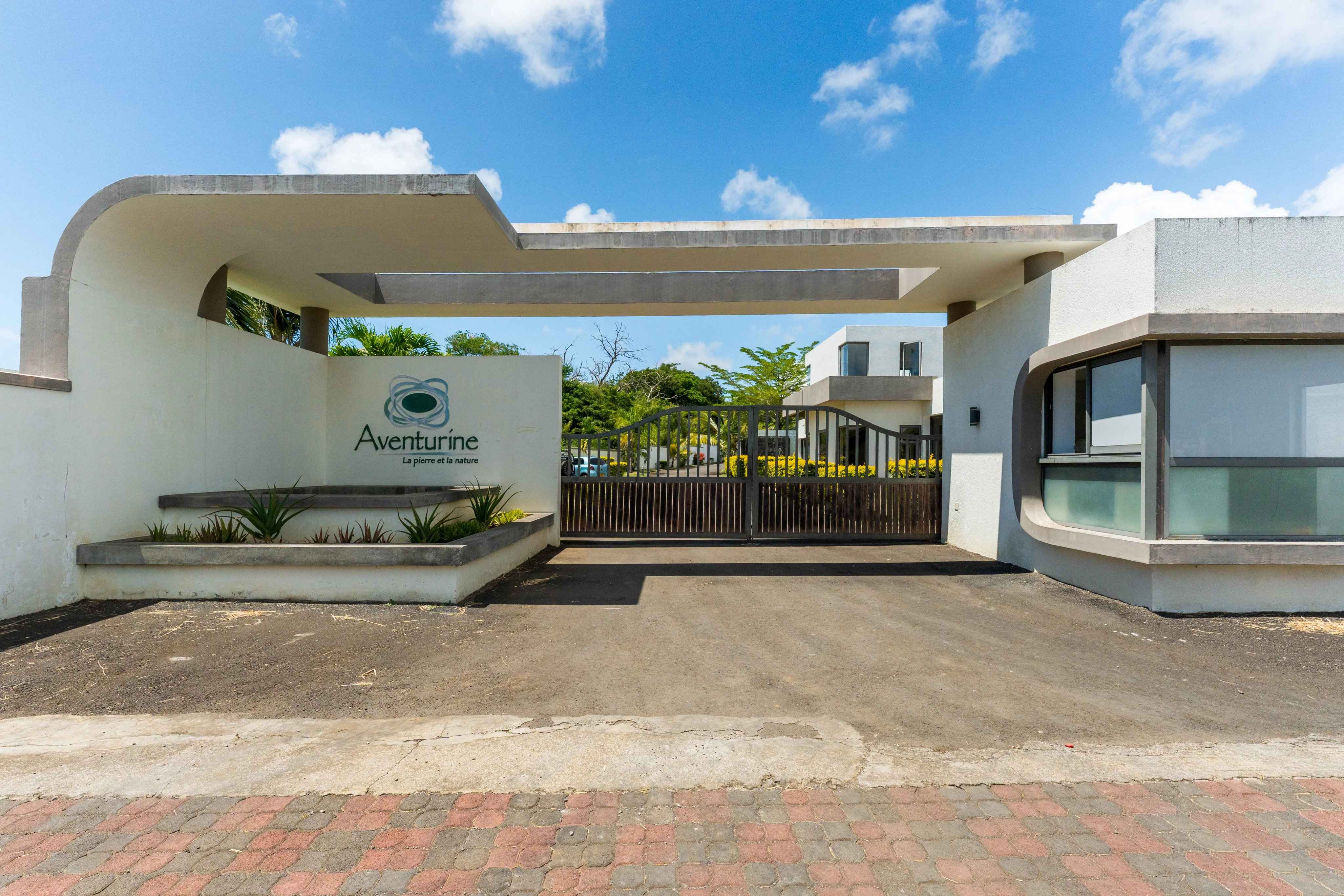 Cdd0da237f75a8f678bd46d32b09d96b fb23e15e5b 4096 original - Attribut alt par défaut.