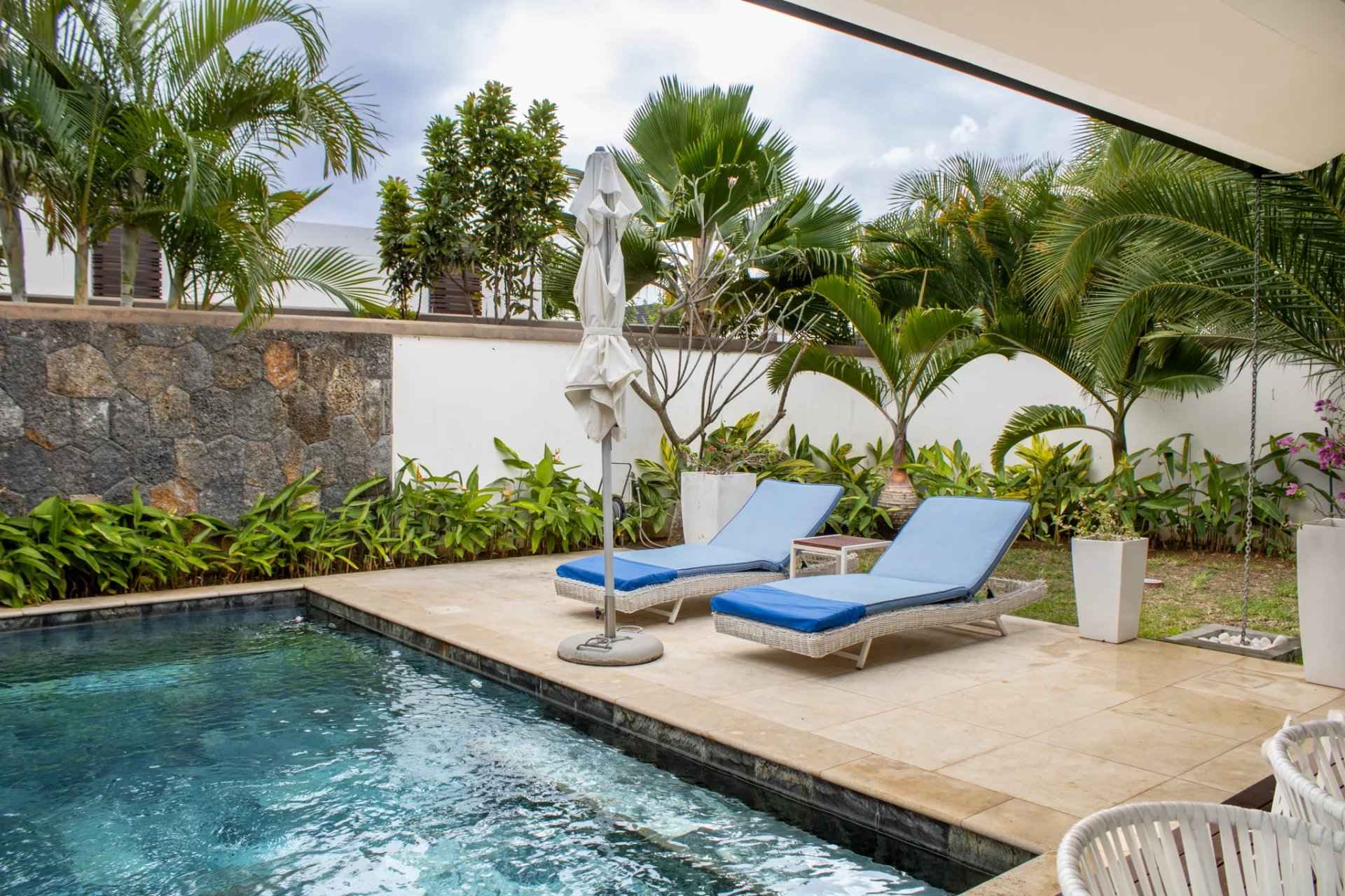 425a2c2170baccde8fc3a852e5b5e631 0967987699 1920 original - Attribut alt par défaut.