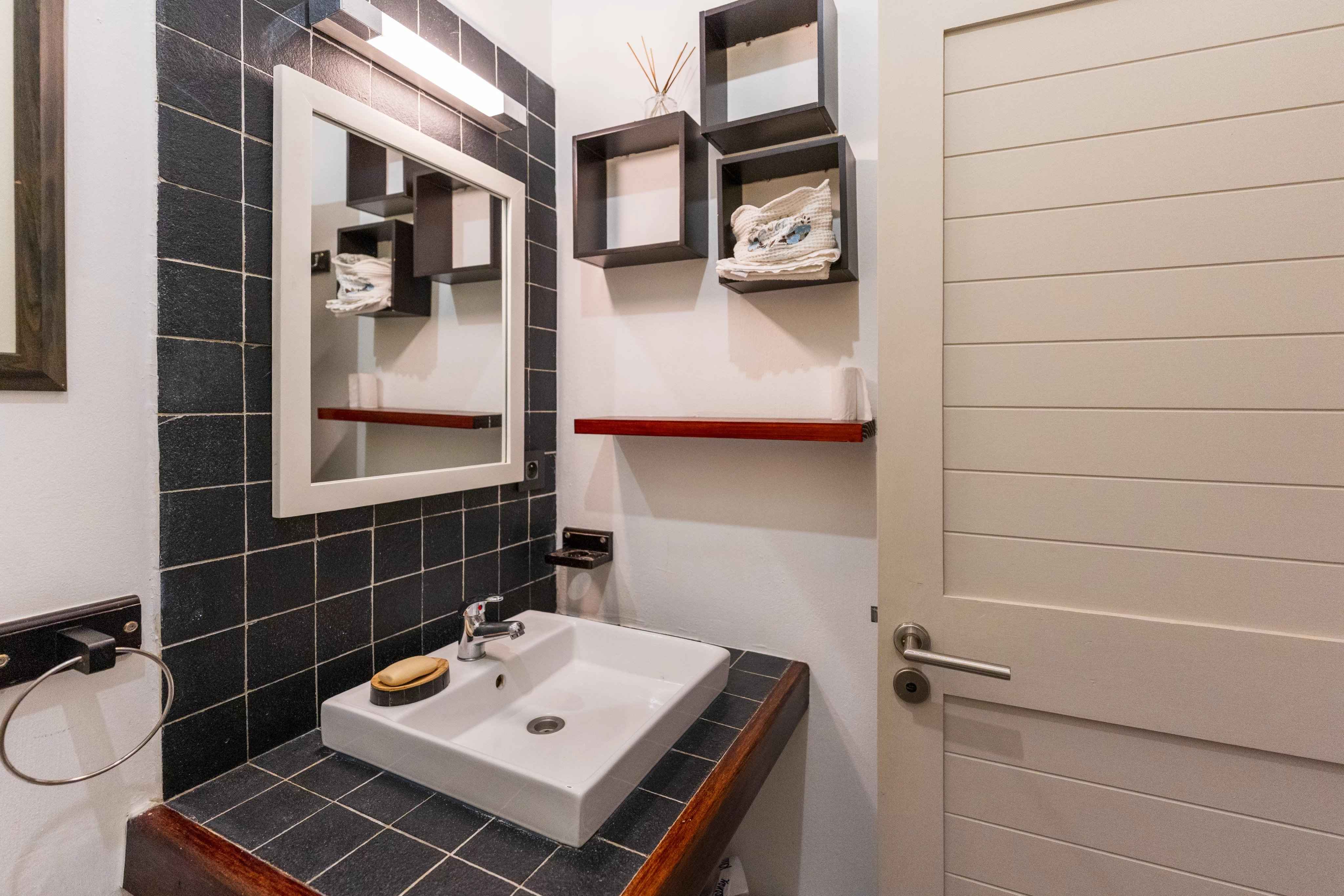 F8bef43e7ecd913b1e7ee6db1f47e18f 3c5472602b 4096 original - Attribut alt par défaut.