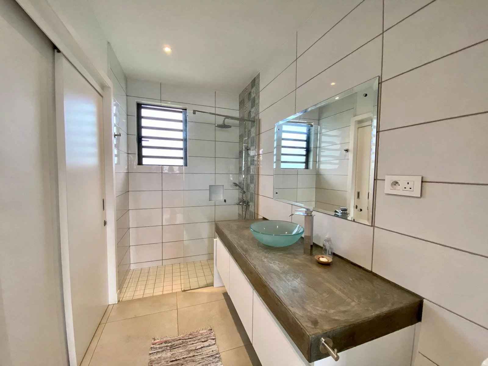 C22a6887a5a1d1a4df63d14515d78f28 4c356a63e0 1600 original - Translation missing: en.helpers.application.image_tag.default_alt