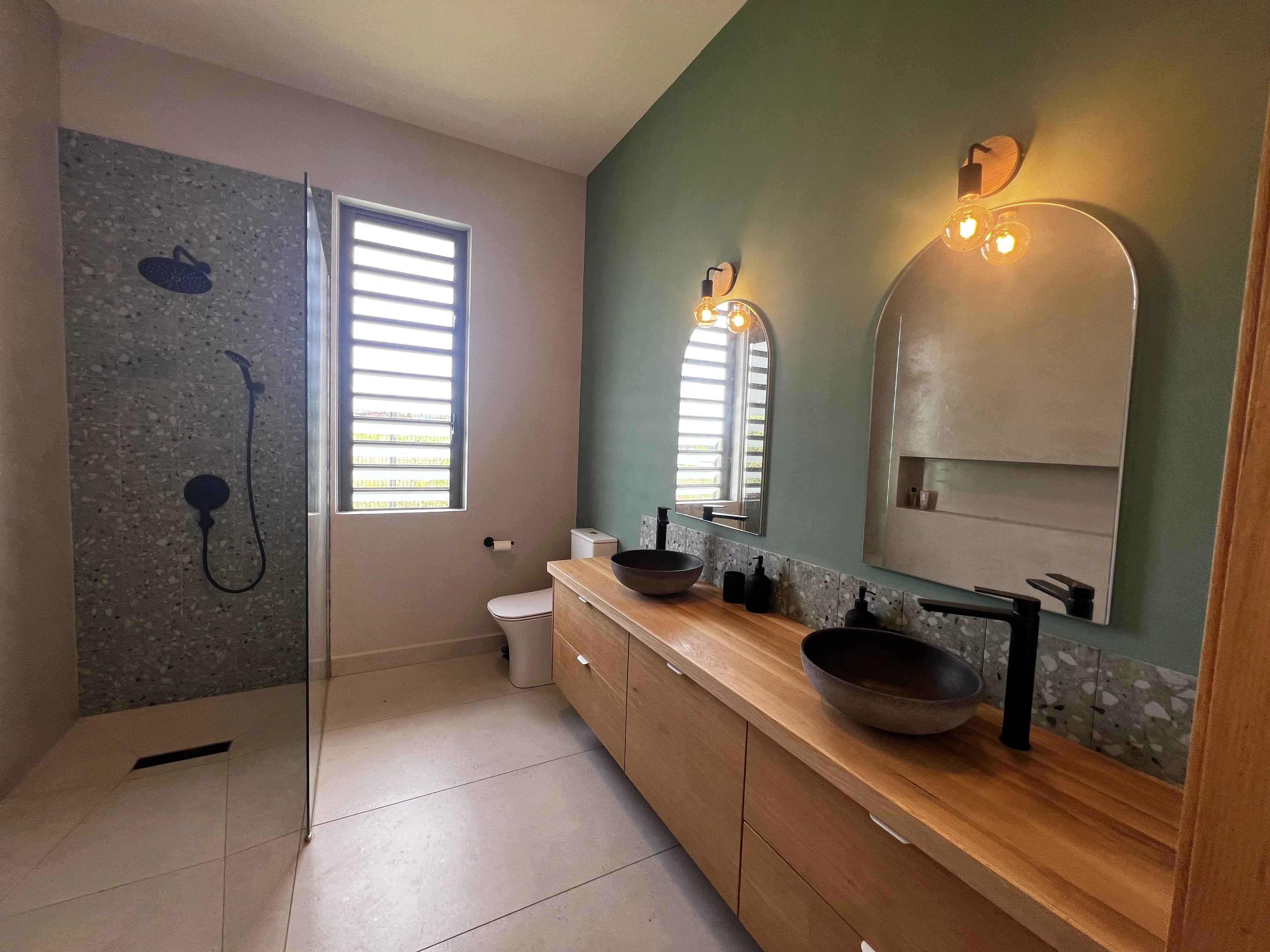 2bc4a31fdf3747ef4d75188fc5850edc 41f352eef8 4032 original - Attribut alt par défaut.