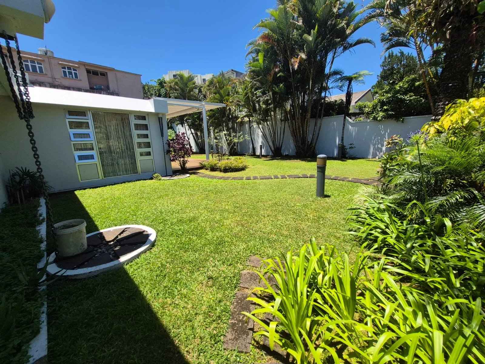 5b50962d09ffb23aac382a22149d98c3 ae3b7934f6 1600 original - Attribut alt par défaut.