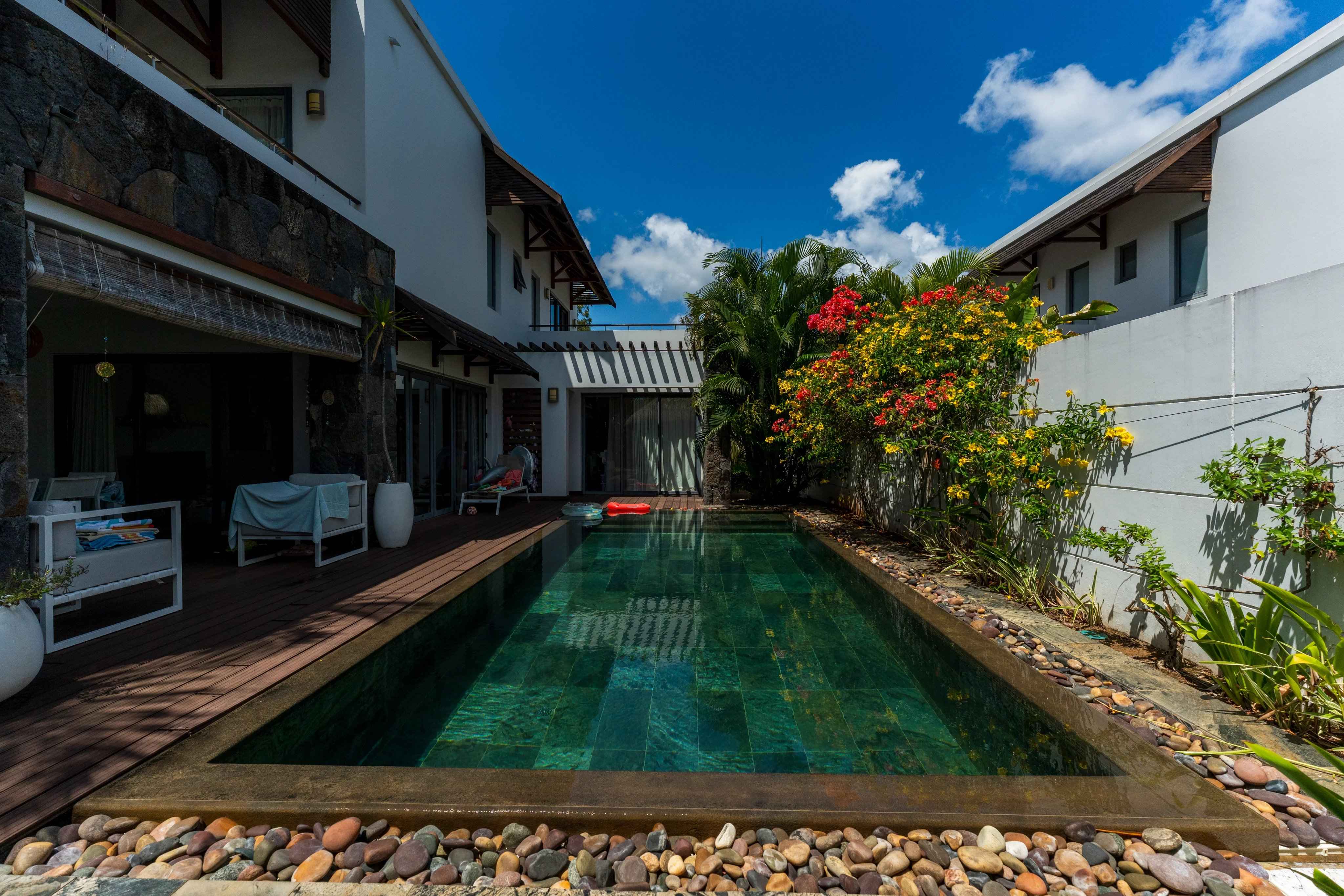 483c89629af864e37e16801bd6fc745d 30cf042e93 4096 original - Attribut alt par défaut.