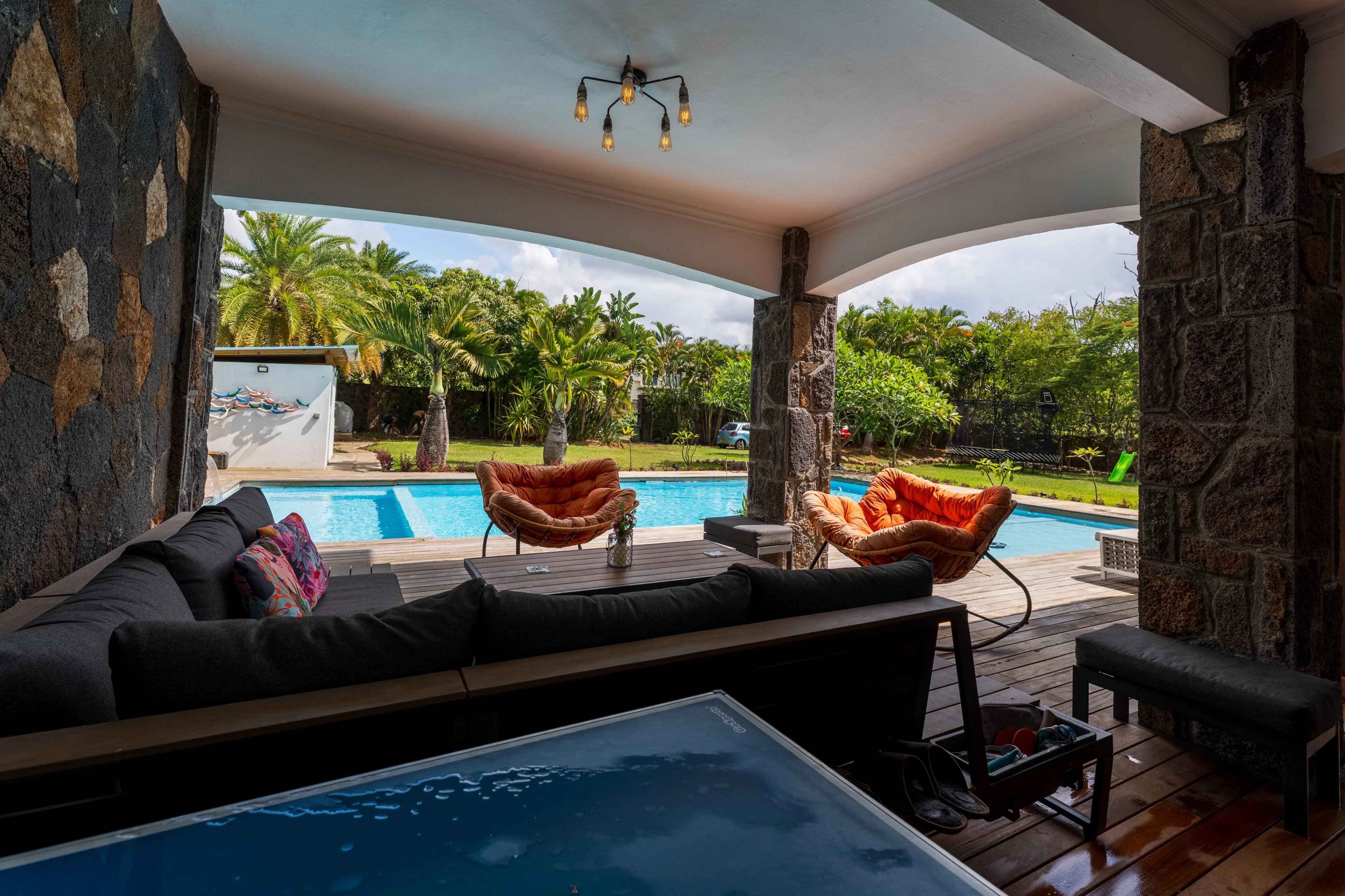 F1956a345fda75af4c4e5efb2b233599 7fa730b2c2 4096 original - Translation missing: en.helpers.application.image_tag.default_alt