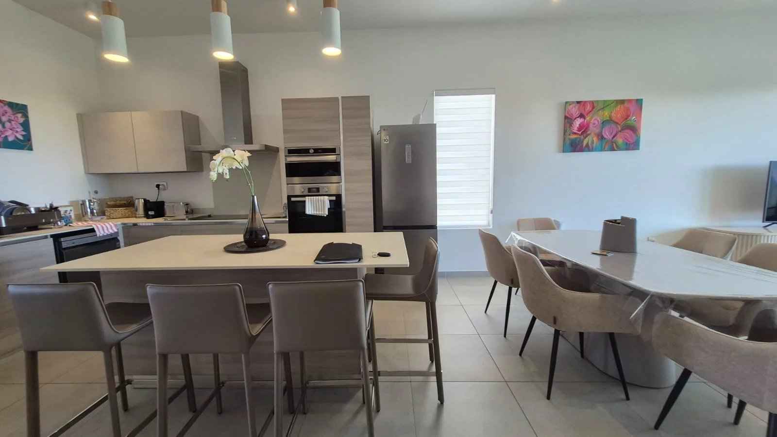 B7be80a8fd6a6b4e64e8d69a256329ff 7b04531bc7 1600 original - Translation missing: en.helpers.application.image_tag.default_alt