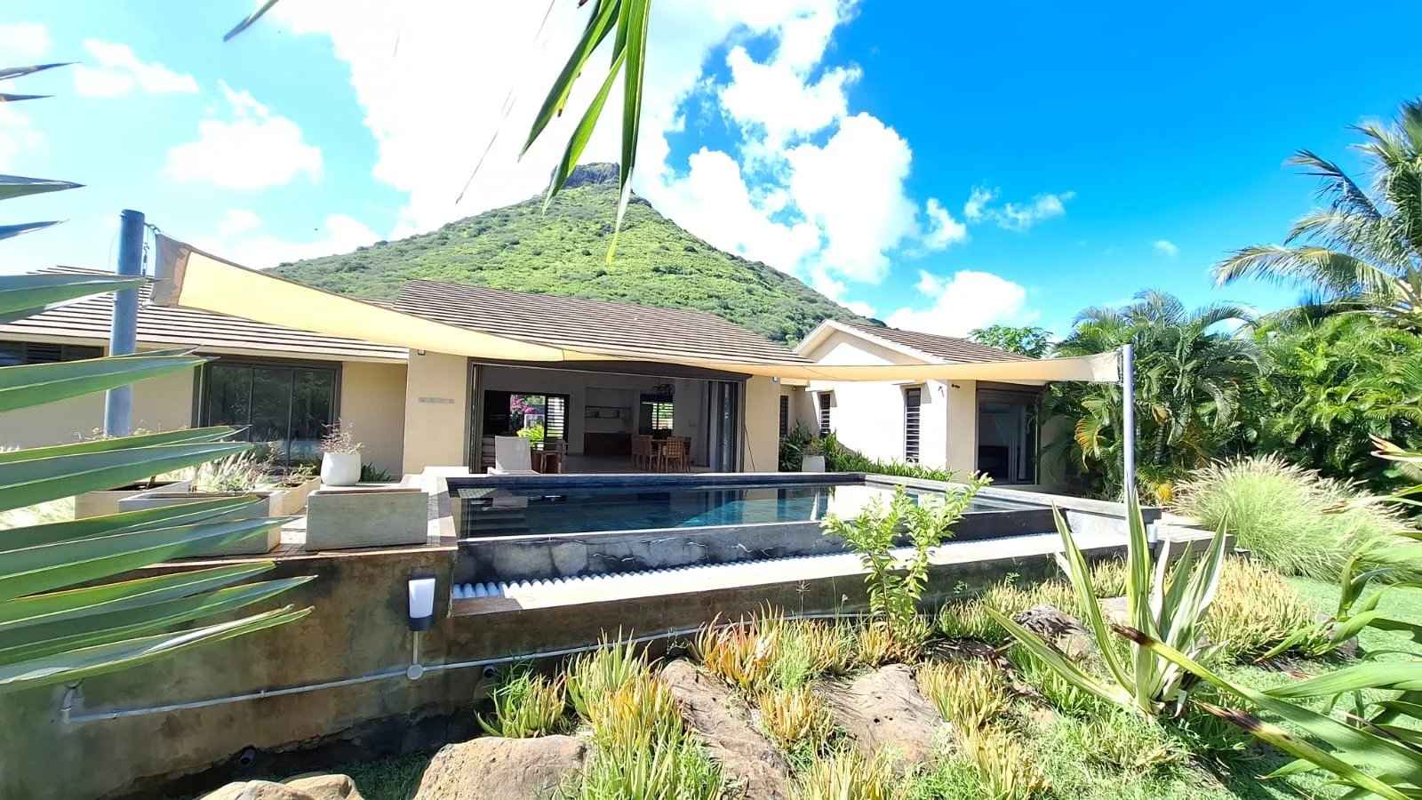 49c9c18494a21589e038e0908ea637d3 32f84f449b 1600 original - Attribut alt par défaut.