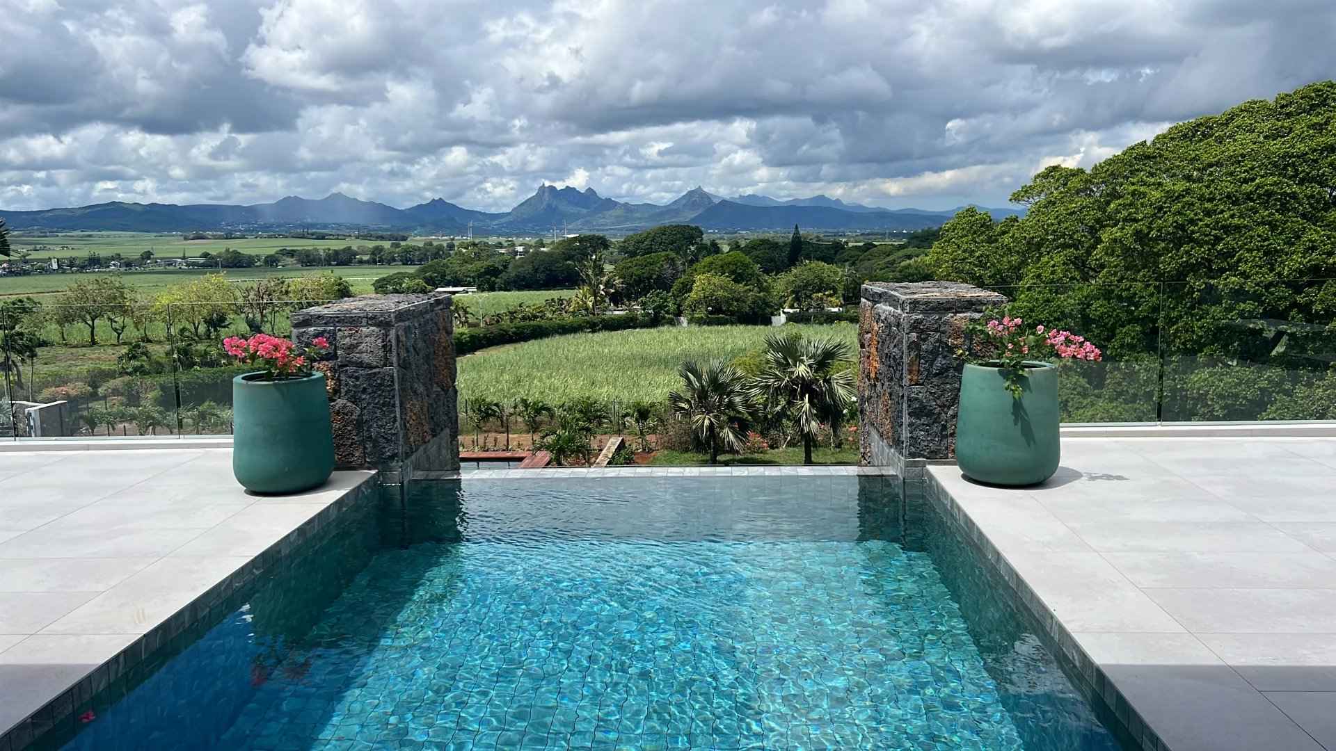 F94110bfc9bd714d026a5a3ecb9d557b 4c625142ab 1920 original - Attribut alt par défaut.