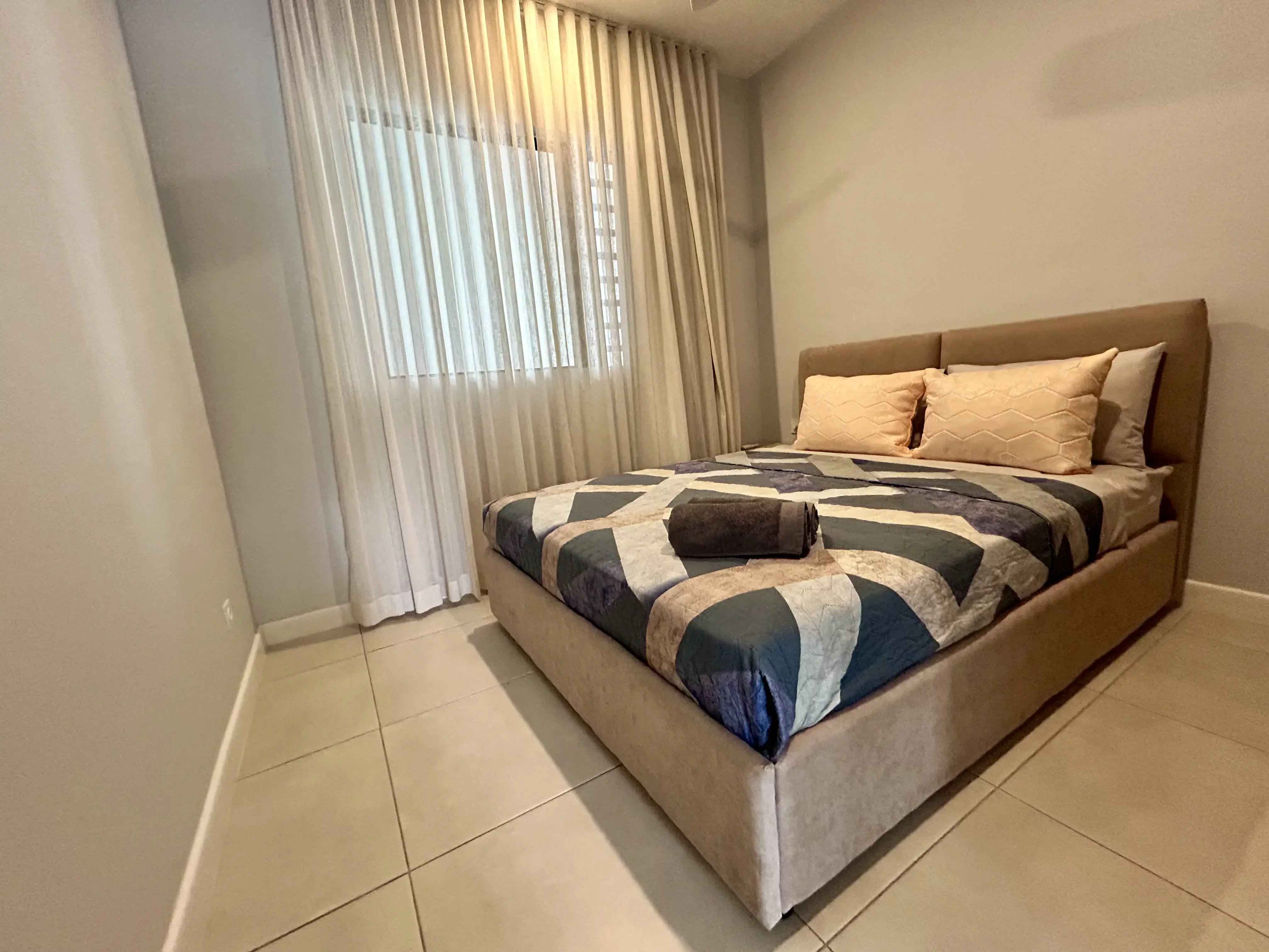 0e02779527bce0cb80e136685e45d4fd c5d4f4f7ad 4032 original - Translation missing: en.helpers.application.image_tag.default_alt