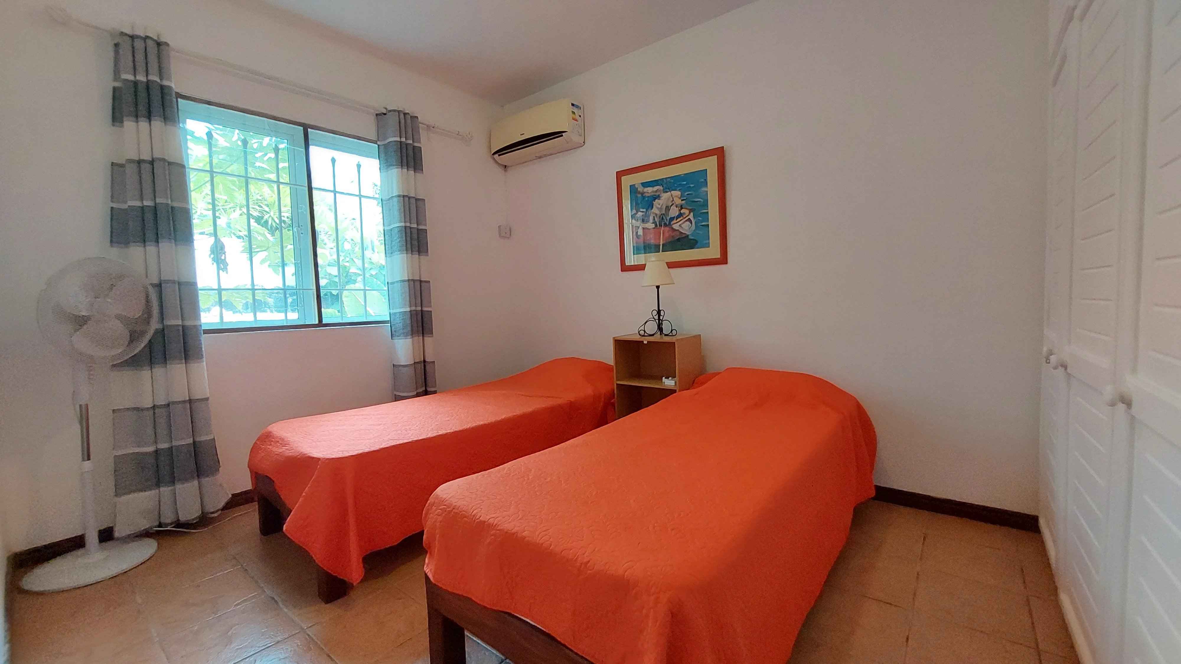 93c4fd436578fcfdde1d3e96e2509a26 c75a666760 4000 original - Attribut alt par défaut.