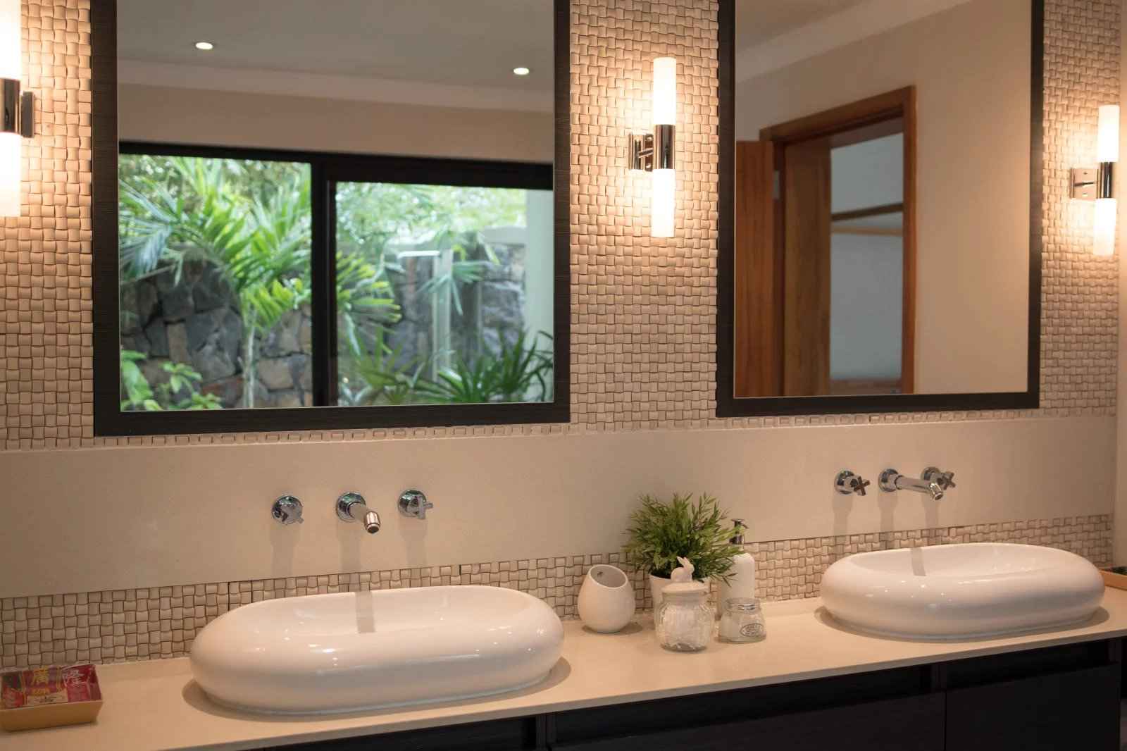 C72e67b4ca24aef17e617340e9f40b3d 824e3237a8 1600 original - Translation missing: en.helpers.application.image_tag.default_alt