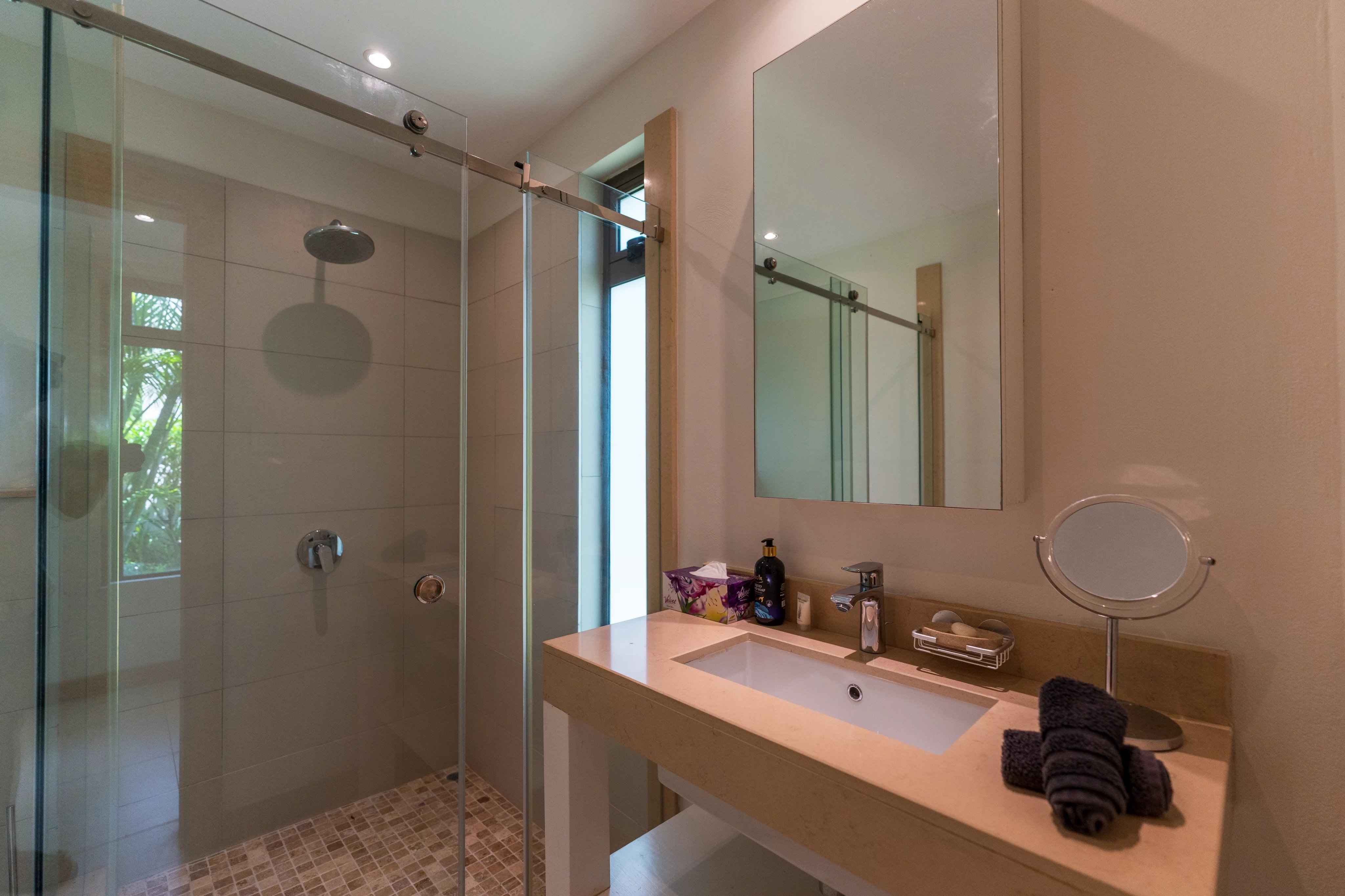 3bdbeae0fd730a4968afdc1e9aa8846d 94f99bad14 4096 original - Attribut alt par défaut.