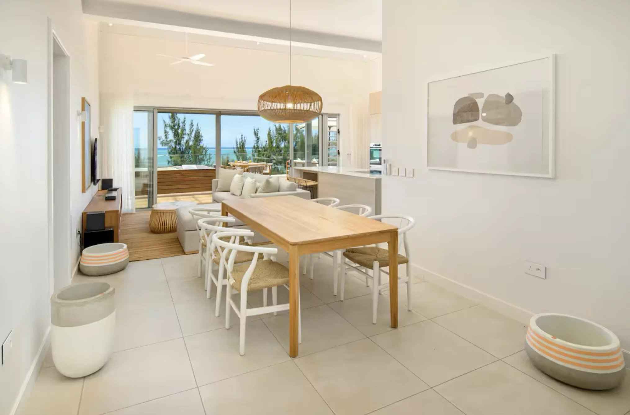 0d75361f4c8d08ac21ab149ceccf91bf 85de08a13a 2030 original - Attribut alt par défaut.