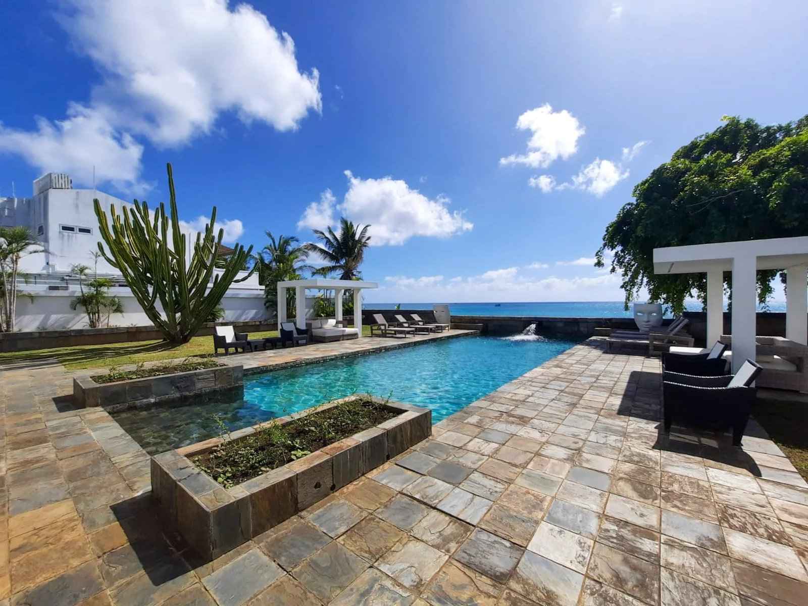 Bae5bc6d5be25f3e01fef8decf054972 96b529d755 1600 original - Attribut alt par défaut.