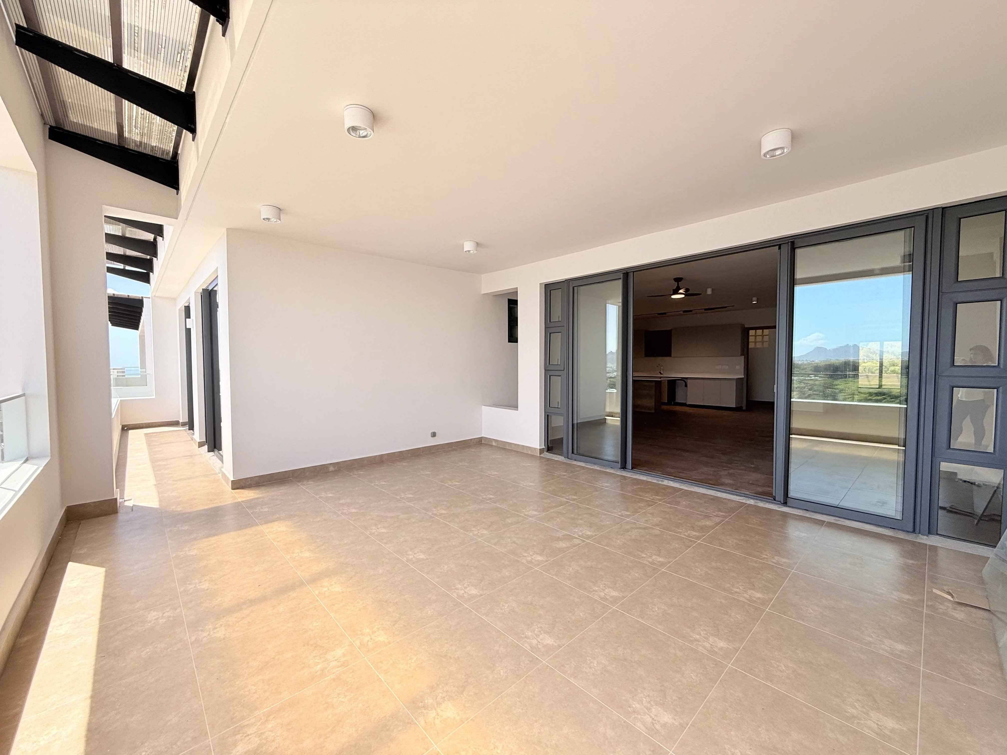 6b0c36cda1ff5cba2ef448419eaa6a0a 87acdeba6a 4032 original - Translation missing: en.helpers.application.image_tag.default_alt