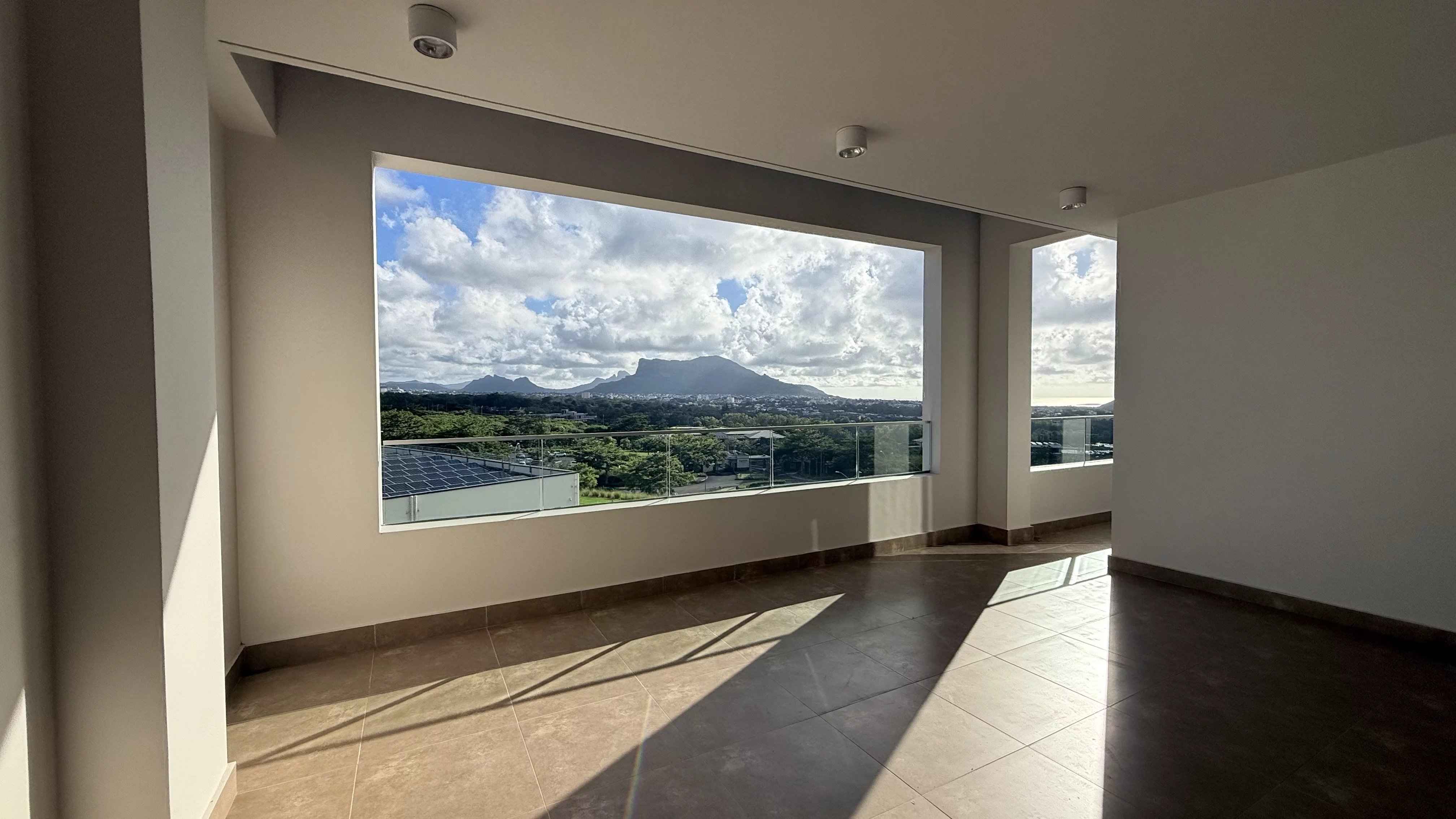 93b6c543850d3d0db750b77db2c98e79 316c6e4466 4032 original - Translation missing: en.helpers.application.image_tag.default_alt