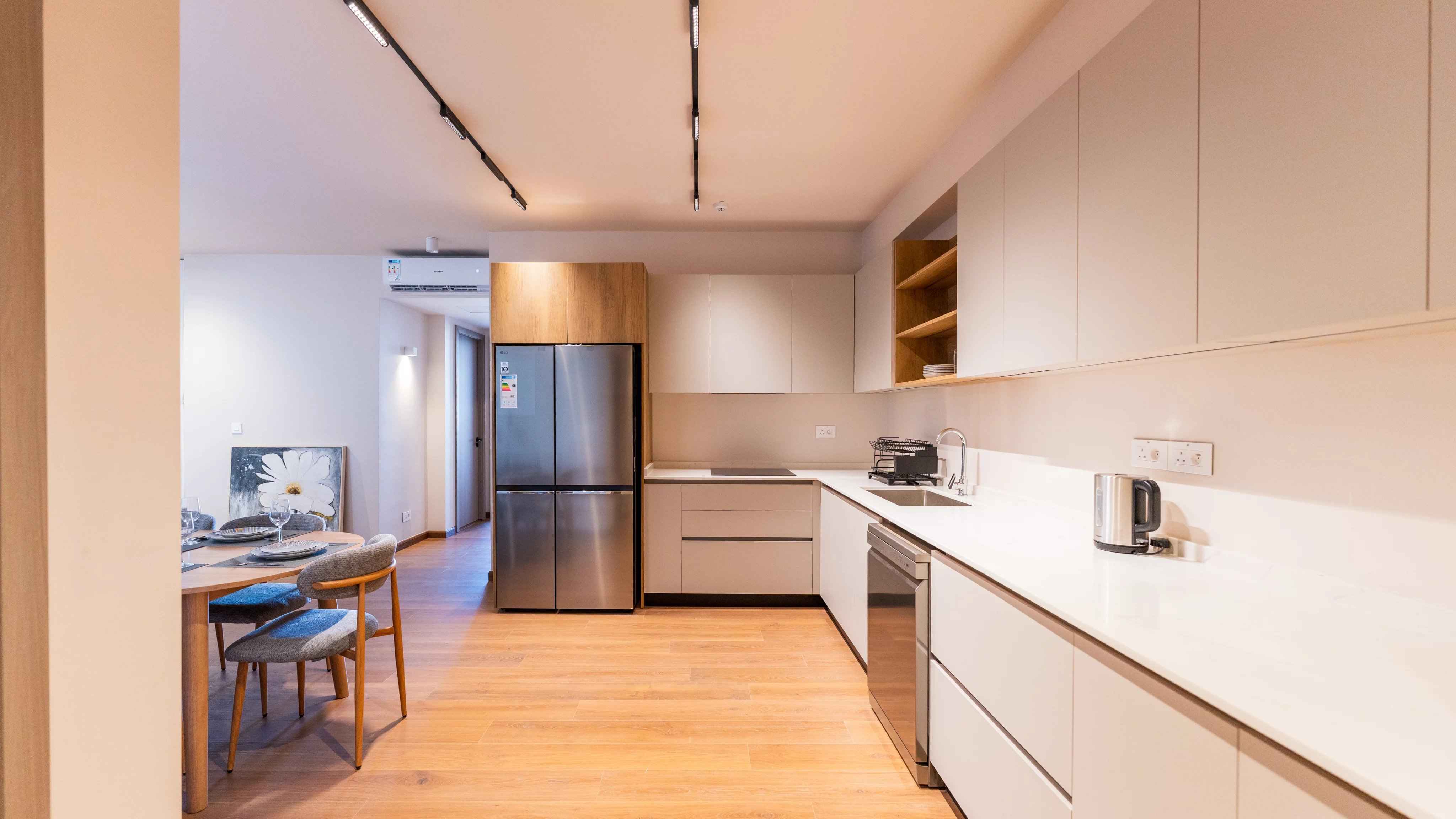 F8792f8ffa4f6e05a7176d2be4570259 bfba7b9e9a 4096 original - Translation missing: en.helpers.application.image_tag.default_alt