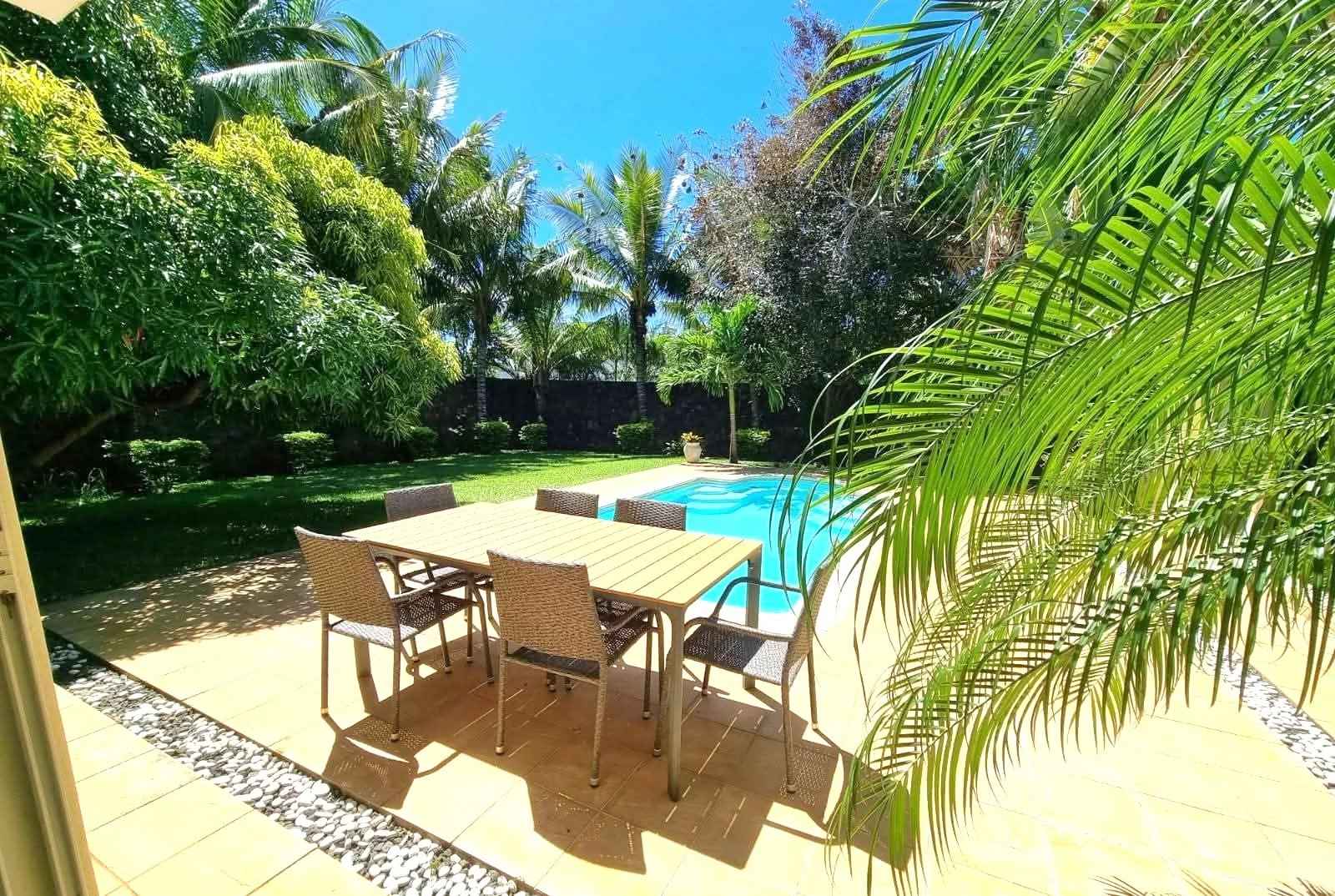 42ac8104efbb838b04c8b9621f4e6dd7 553abc1022 1600 original - Attribut alt par défaut.