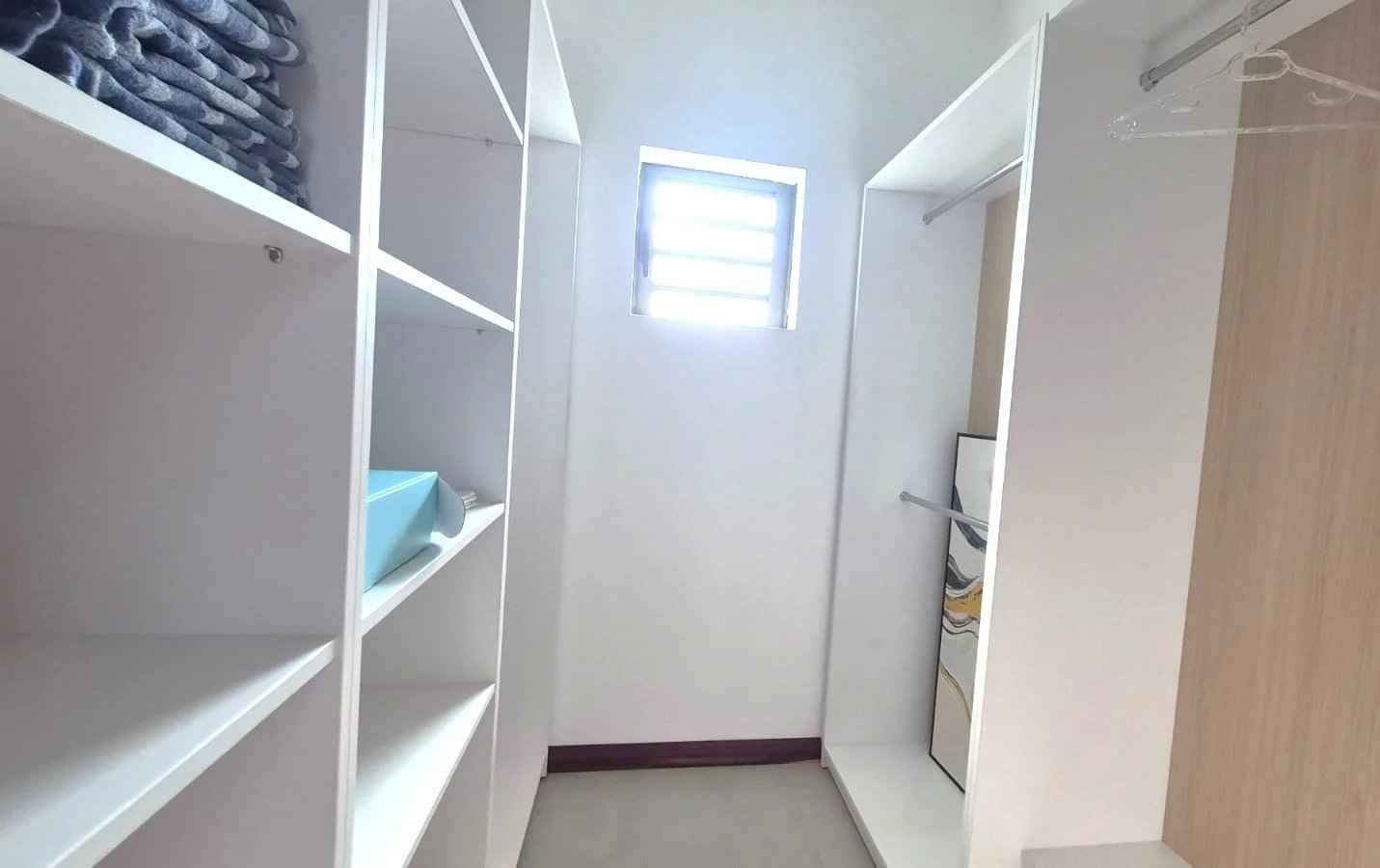 8cb9cab5618326c0df01faa6e78fb3fb 6071d7c3c3 1431 original - Attribut alt par défaut.