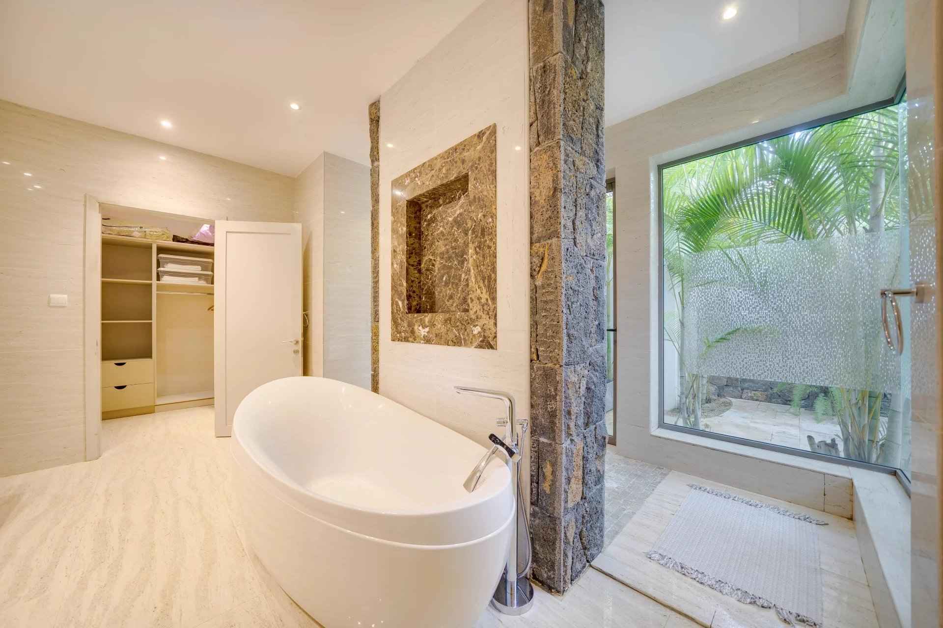 99ec44c7f8bac289852e70dd546b606f fed294e891 1920 original - Attribut alt par défaut.