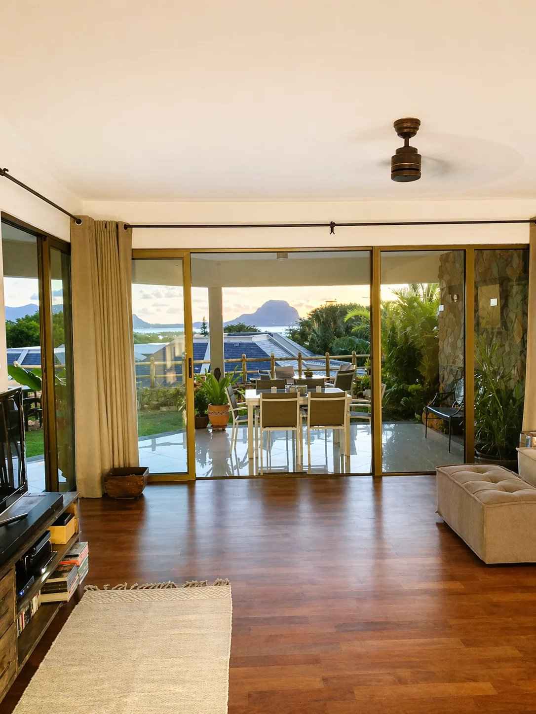 3dc15886ca8f974716dbaba52dcb2f4b 52d08bd33b 1448 original - Attribut alt par défaut.