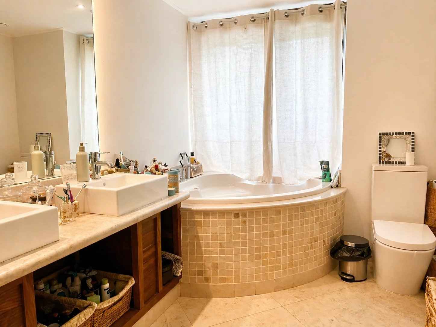 1209b44e2cba1fa73888bfe31ae7e527 b6bfd349a4 1448 original - Attribut alt par défaut.